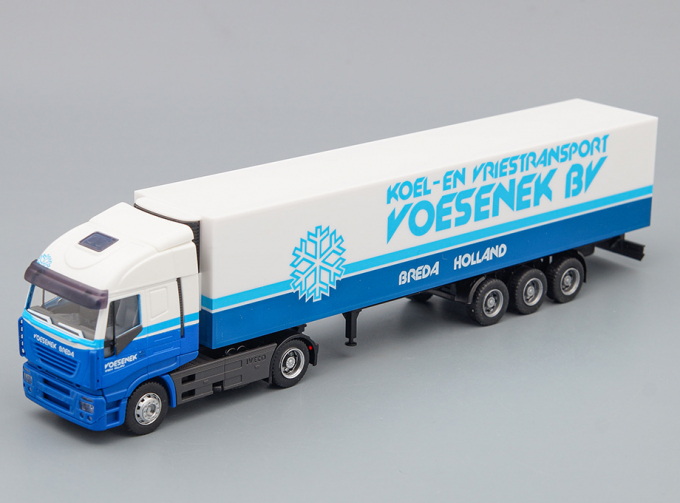 IVECO Stralis Refrigerated semitrailer "Voesenek Breda Holland"