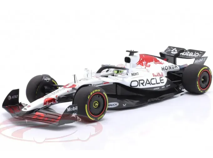 RED BULL Racing RB21 №1 Pole Position & Sieger Japan GP (Suzuka) Formula 1 Max Verstappen (2025)