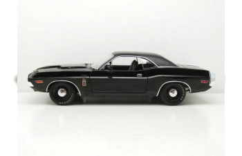 DODGE Challenger R/T 426 HEMI "The Black Ghost" 1970, black