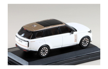 Land Rover Range Rover L460 LWB SV, weiss