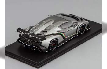 LAMBORGHINI Veneno, grey metallic with white stripe