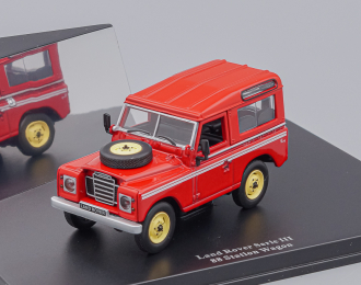 LAND ROVER 88 Station Wagon Serie III Red