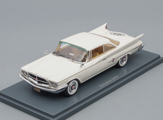 CHRYSLER 300F Coupe 1960, White