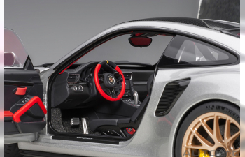 PORSCHE 911 991-2 Gt2 Rs Weissach Package (2019), silver