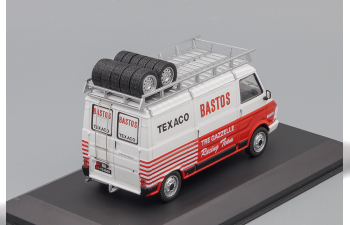 FIAT 242 техничка "Bastos Racing Team" с багажником и колесами на крыше 1982