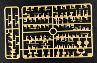 Сборная модель Mittlerer Einheits PersonenKraftwagen (m.E.Pkw)Kfz12(Early Version) & 2.8cm sPzB41 On L