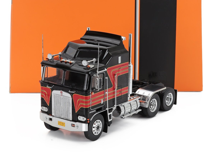 KENWORTH K100 Aerodyne Tractor Truck 3-assi (1976), Black Red