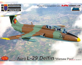 Сборная модель Aero L-29 Delfín "Warsaw Pact"