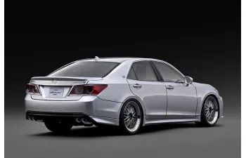 TOYOTA Crown Athlete S (GRS214), silver