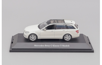 MERCEDES-BENZ C-Klasse T-Modell Avantgarde (S204), white calcite