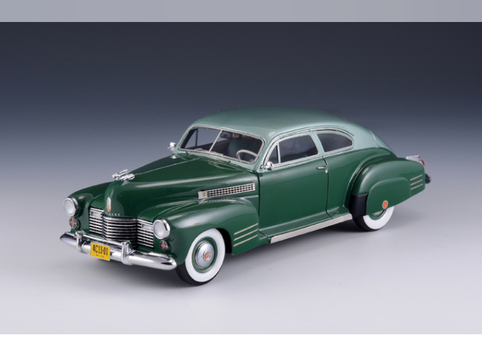 CADILLAC Series 61 Fastback Coupe Sedanet 1941 Green
