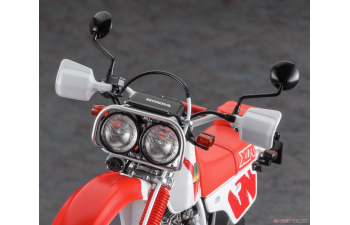 Сборная модель Honda XLR BAJA (MD22) (1991)