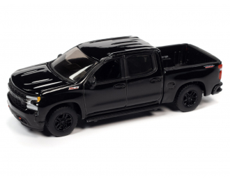 CHEVROLET Silverado Z71 LT Trail Boss (2020), черный