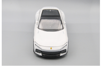 FERRARI Purosangue, белый, 20 см
