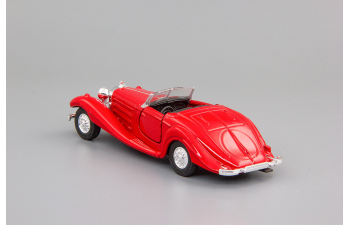 MERCEDES-BENZ 540 K, red