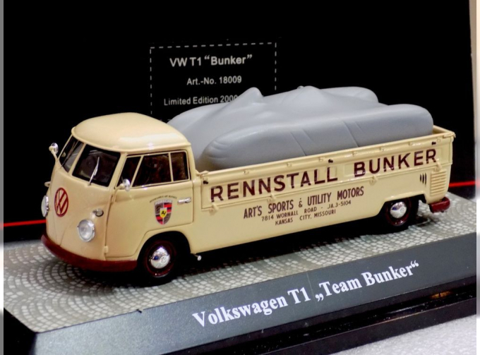 VOLKSWAGEN T1 Longer "Team Bunker", beige