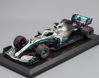 MERCEDES-AMG F1 W10 EQ Power #44 "Petronas Motorsport F1 Team" Lewis Hamilton Чемпион мира (2019)