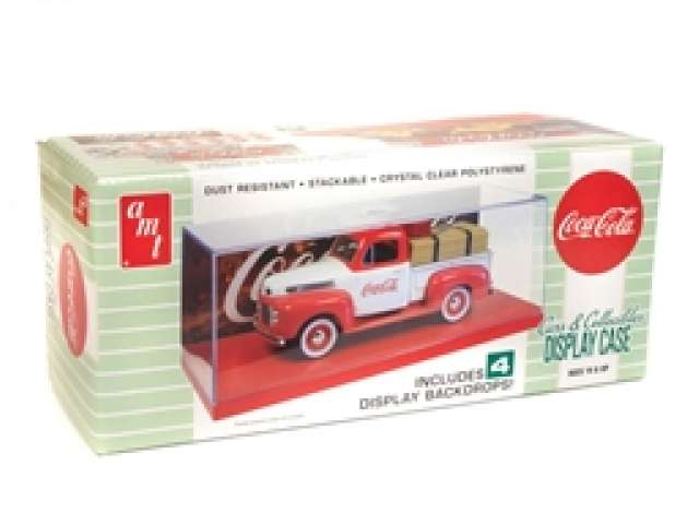 Сборная модель Cars & Collectibles Display Case *Coca-Cola*, plastic modelkit