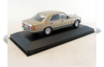 MERCEDES-BENZ 500 SE (1979), Mercedes-Benz Offizielle Modell-Sammlung 39, gold