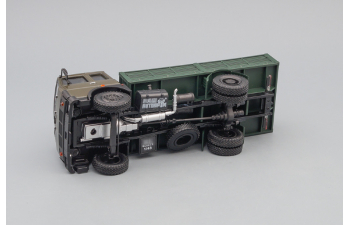 Минский 5337 бортовой (1987-1994), хаки / зелёный