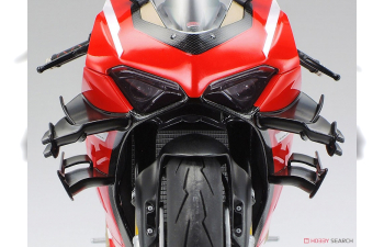 Сборная модель Ducati Superleggera V4