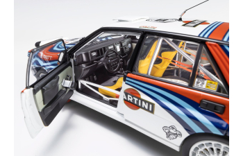 LANCIA DELTA HF Integrale Evoluzione Martini (night version) №4 Winner Rally Portugal (1992) Juha Kankkunen - Juha Piironen