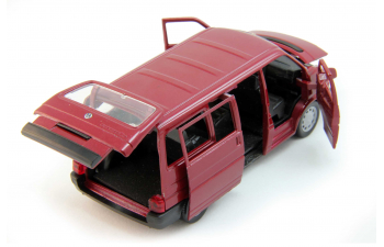 VOLKSWAGEN Caravelle, red