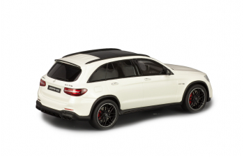 Mercedes-AMG GLC63 2018 X205, white