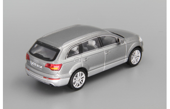 AUDI Q7, grey metallic