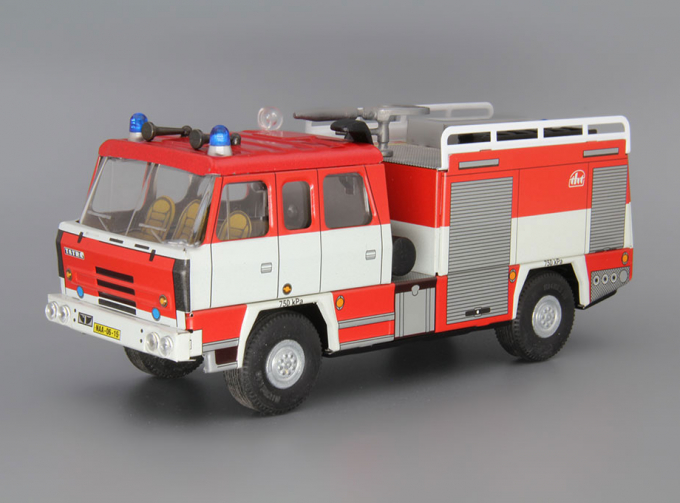 TATRA 815 LKW Feuerwehr, red