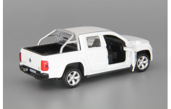 VOLKSWAGEN Amarok, white