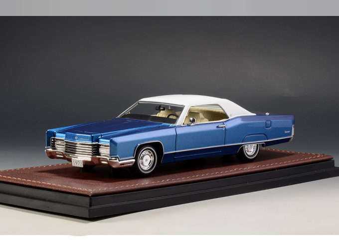 LINCOLN Continental Coupe (1970) Medium Blue Irid