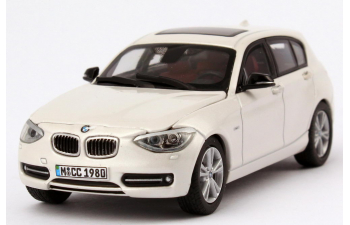 BMW 1er F20 5-dr 125i Sport (2011), mineral white