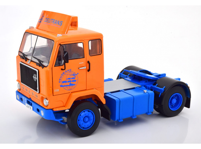 VOLVO F88 (1965), orange/blau