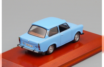 TRABANT 601, blue