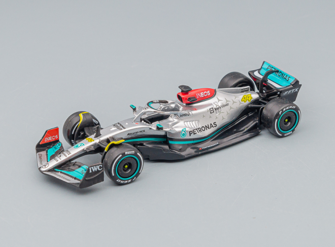 MERCEDES GP F1 W13e Team Mercedes-amg Petronas F1 N 44 Season 2022 Lewis Hamilton, Silver Green