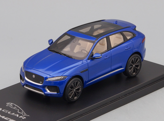 JAGUAR F-Pace SUV 2.0, caesium blue