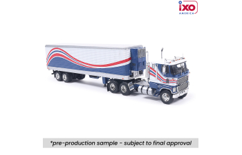 FORD CL 9000 with Vintage Trailer (1976), blue/red/white