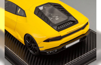 LAMBORGHINI Huracan LP610-4, yellow