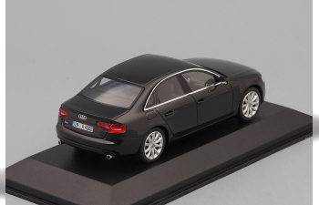 AUDI A4 (2012), phantom black