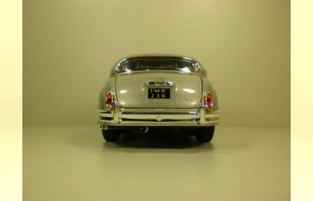 JAGUAR Mark II (1959), Gold Collection 1:18, серебристый