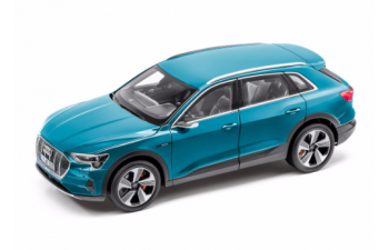 AUDI e-tron, blue