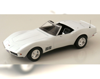CHEVROLET Corvette C3 Convertible (1969), white