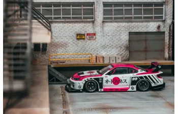 NISSAN Silvia LB-Super Silhouette (S15) Auto Finesse, white/pink