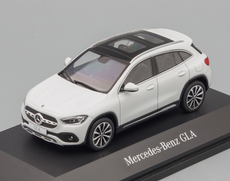 Mercedes-Benz GLA-class 2020 (H247) белый