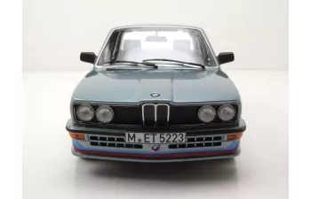 BMW M535i (1980), blue met with stripes