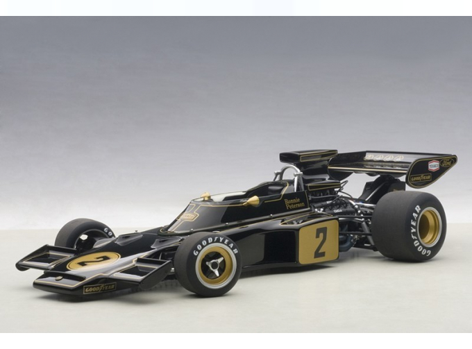 Lotus 72 E #2 1973 Peterson