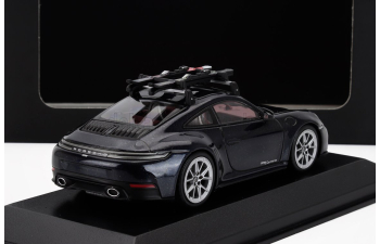 PORSCHE 911 (992.2) Carrera Coupé with ski (2024), black metallic