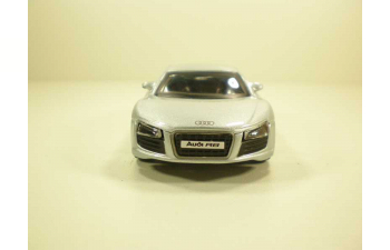 AUDI R8, silver