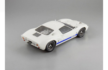 Ford GT40 Mark I (white)